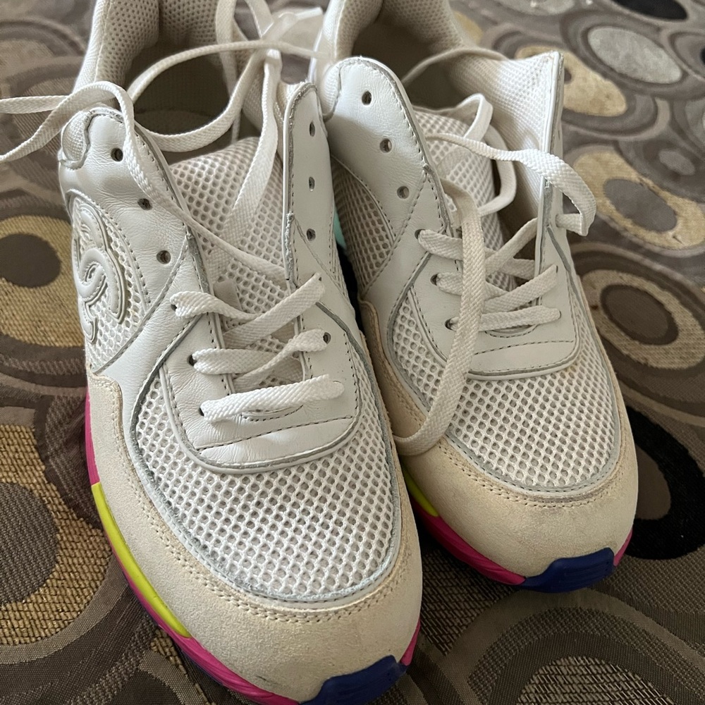 Chanel Authentic Sneakers size 38 8.5